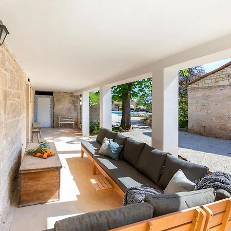 Amazing In With Wifi Holiday home