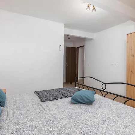 Holiday home Amazing In With Wifi